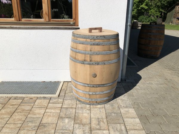 Holzfass 300 Liter abgeschliffen, Wasserfass